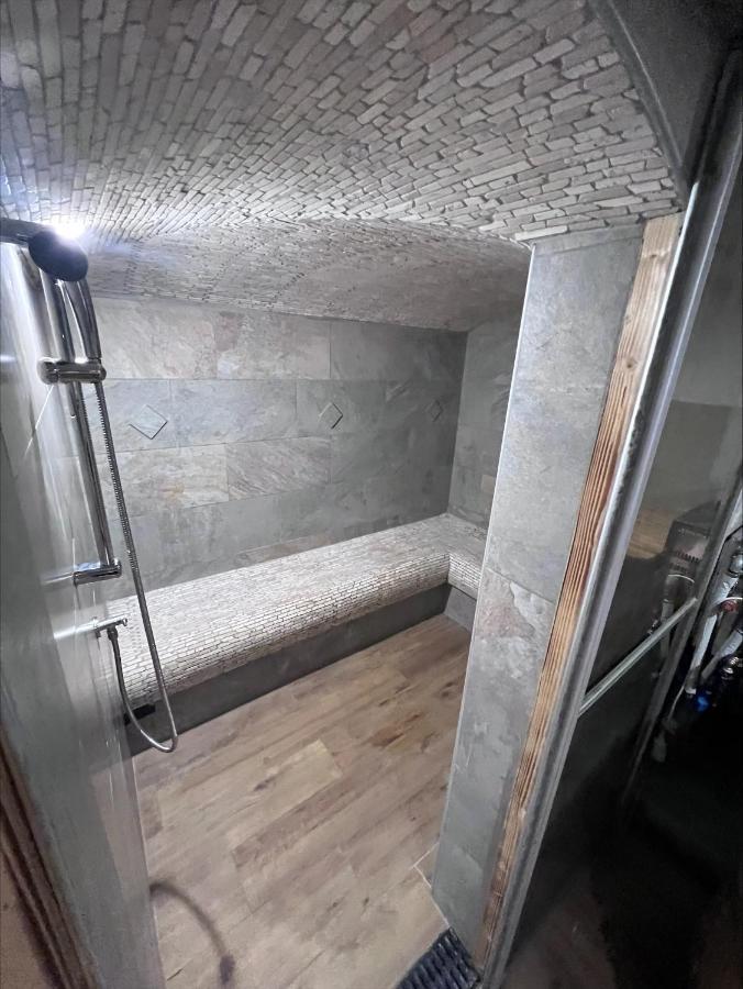 Domacija Paternoster Hotel Litija ภายนอก รูปภาพ