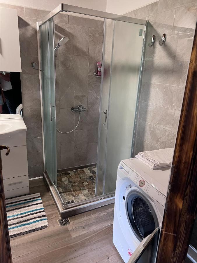 Domacija Paternoster Hotel Litija ภายนอก รูปภาพ